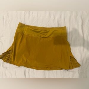 Lululemon Play off the Pleats Skirt
